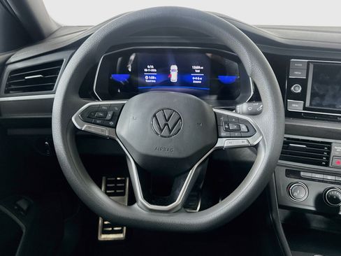 Used 2023 Volkswagen Jetta Sport FWD image 17