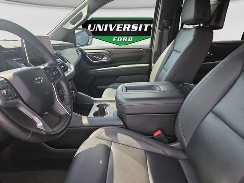 Used 2024 Chevrolet Suburban Z71 w/ Luxury Package AWD/4WD image 30