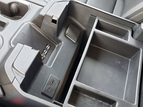 Used 2022 GMC Sierra 1500 Denali w/ Technology Package image 39