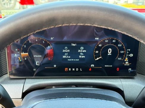 Used 2025 Ford Mustang Convertible RWD image 18