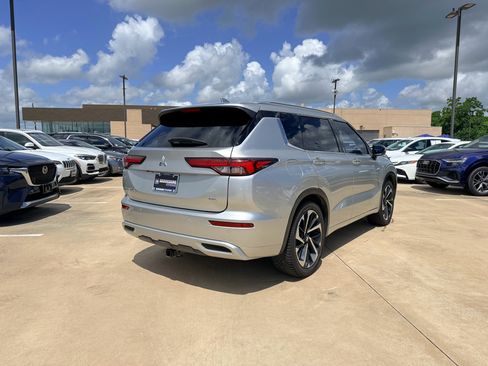 Used 2022 Mitsubishi Outlander SEL FWD image 5