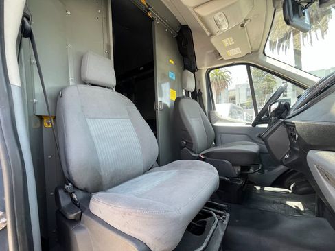 Used 2019 Ford Transit 250 148 High Roof Extended RWD image 13