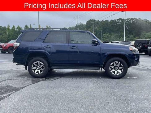 Used 2019 Toyota 4Runner TRD Off-Road AWD/4WD image 5