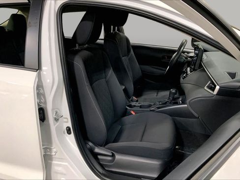 Used 2024 Toyota Corolla LE FWD image 9
