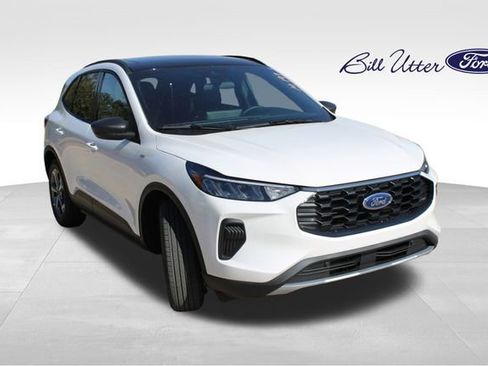 New 2026 Ford Escape ST-Line w/ Tech Pack #1 image 2