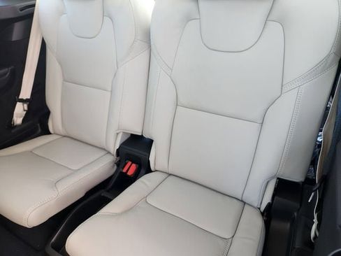 New 2026 Volvo XC90 B6 Ultra w/ Protection Package image 16