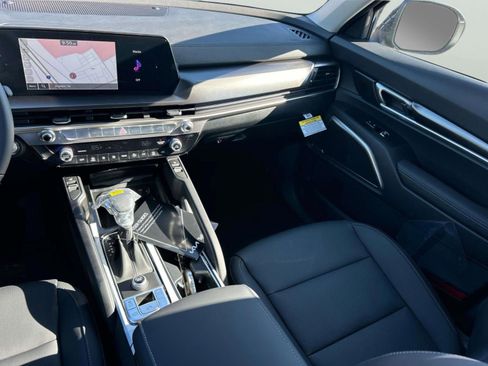 New 2025 Kia Telluride S image 15