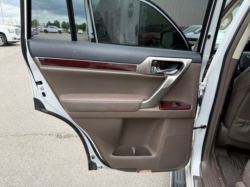 Used 2017 Lexus GX 460 Premium AWD/4WD image 10