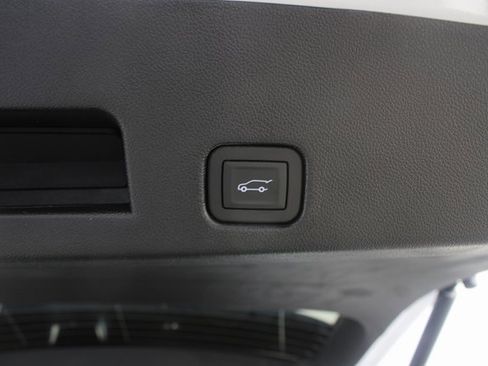 New 2026 GMC Acadia AT4 w/ Luxury Package image 24