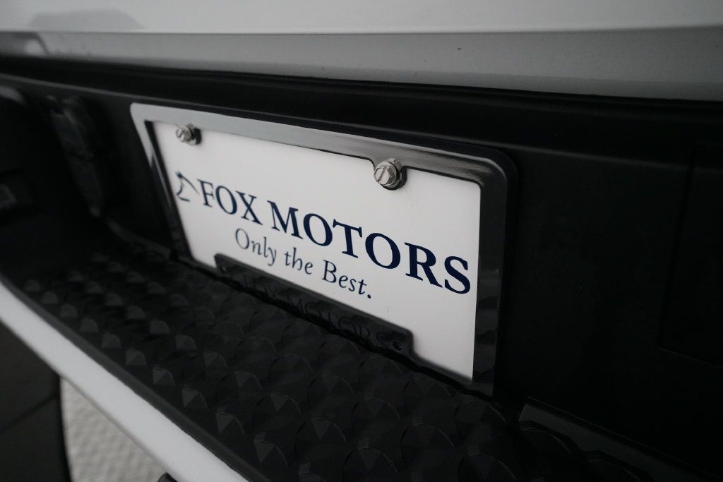 Used 2023 Chevrolet Colorado LT AWD/4WD image 34