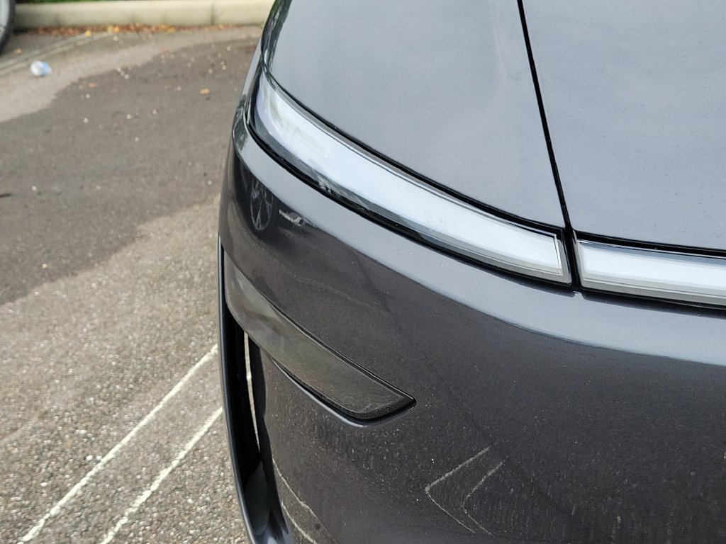 Used 2026 Tesla Model Y Long Range AWD/4WD image 2