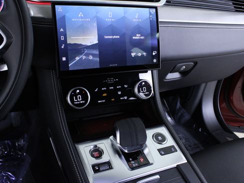 Used 2026 Jaguar F-PACE R-Dynamic S image 26