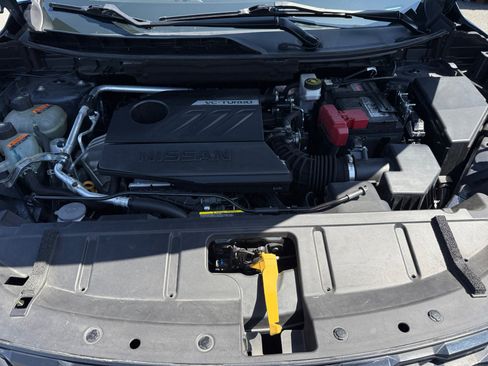 Used 2023 Nissan Rogue SV FWD image 20