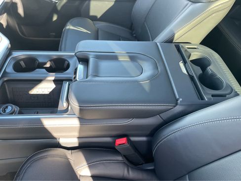 New 2025 Ford Expedition Max Platinum w/ Driver's Package image 32