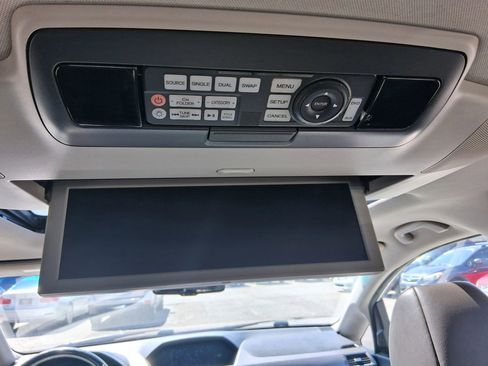 Used 2012 Honda Odyssey Touring Elite image 16