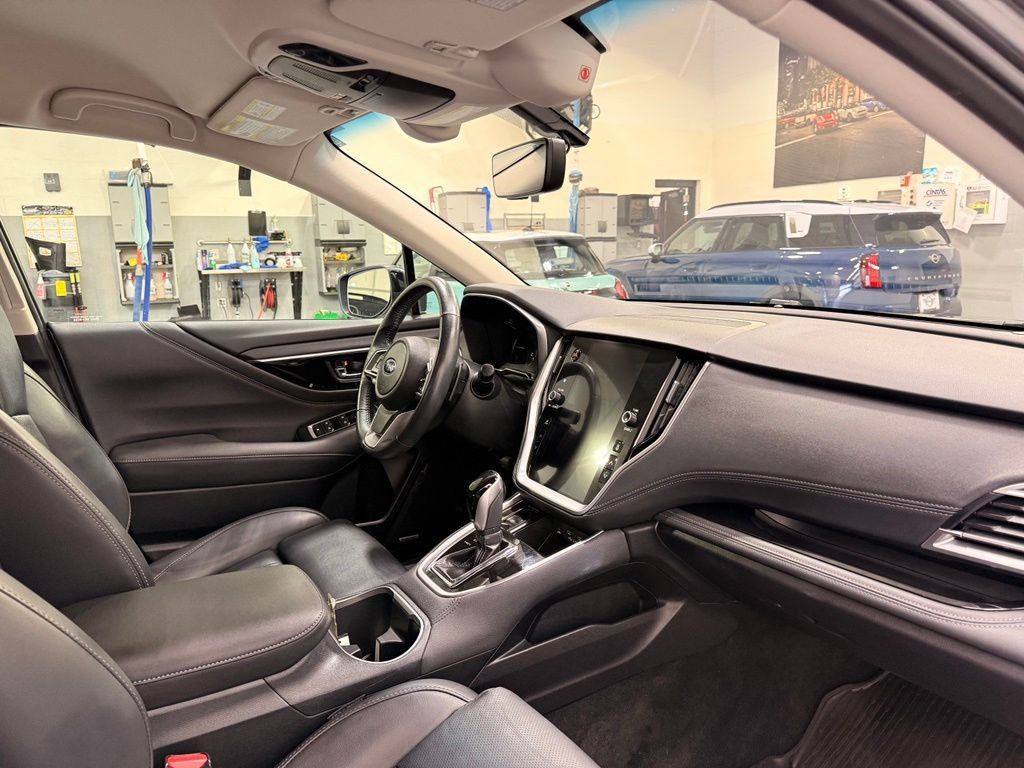 Used 2022 Subaru Outback Limited AWD/4WD image 28