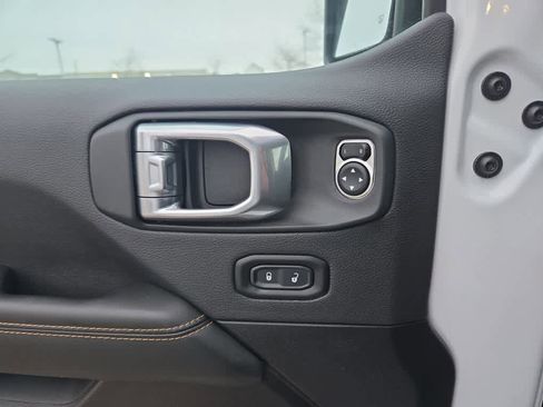 Used 2024 Jeep Wrangler Sahara w/ Technology Group image 20