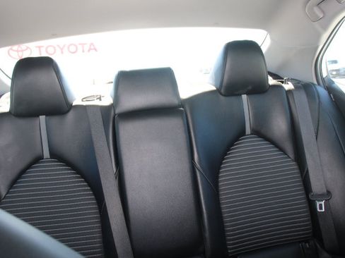 Used 2023 Toyota Camry SE FWD image 21