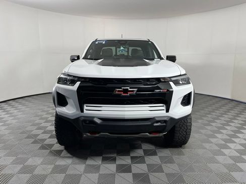 Certified 2024 Chevrolet Colorado ZR2 w/ ZR2 Convenience Package III AWD/4WD image 11