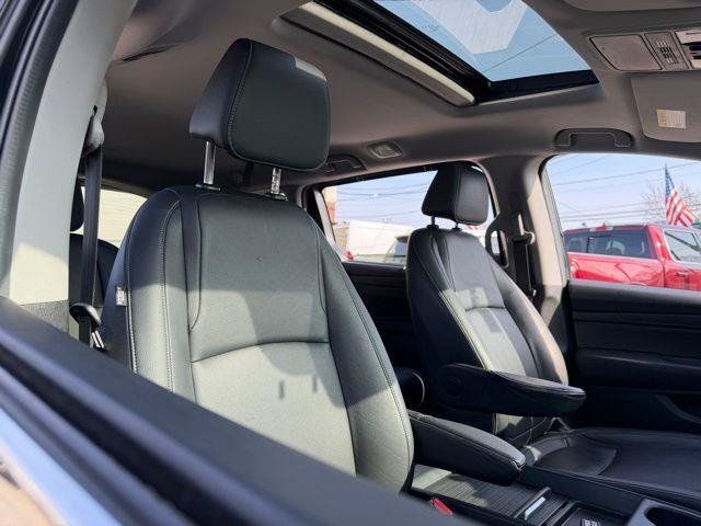 Used 2023 Honda Odyssey EX-L image 12