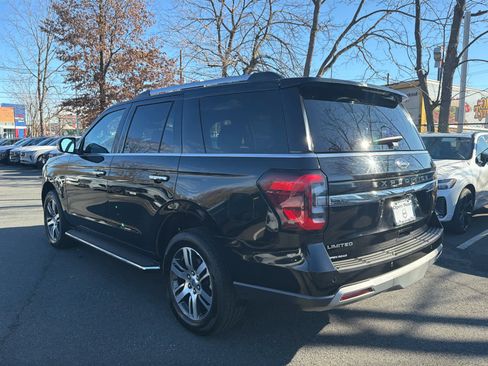 Used 2023 Ford Expedition Limited image 15