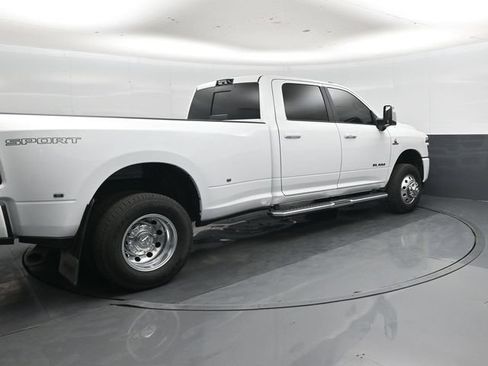Used 2026 RAM 3500 Laramie w/ Max Tow Package AWD/4WD image 22