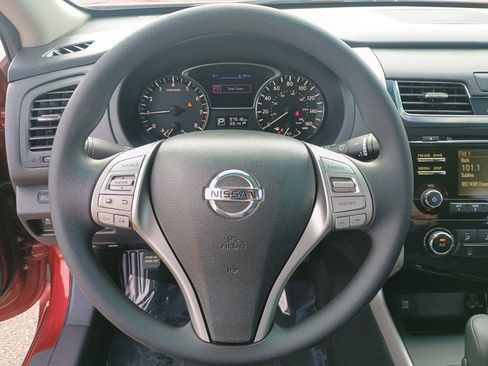 Used 2015 Nissan Altima 2.5 S w/ Power Driver Seat Package image 24