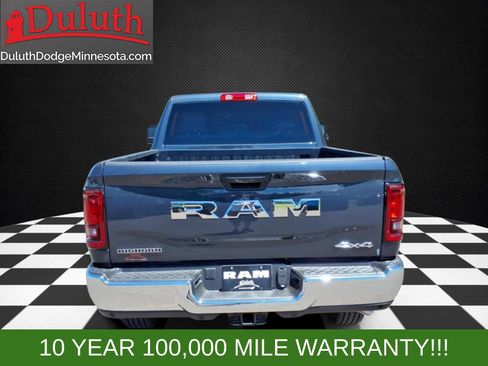 New 2026 RAM 2500 Big Horn AWD/4WD image 4