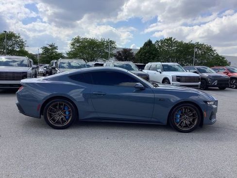 Used 2024 Ford Mustang GT Premium RWD image 4