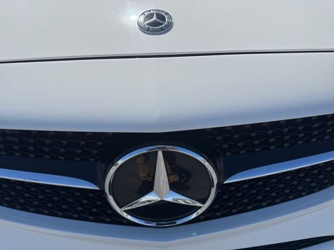 Used 2021 Mercedes-Benz C 300 4MATIC Sedan image 9
