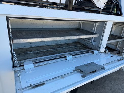 Used 2017 Ford F350 XL w/ Power Equipment Group image 40