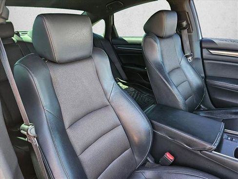 Used 2018 Honda Accord Sport image 16