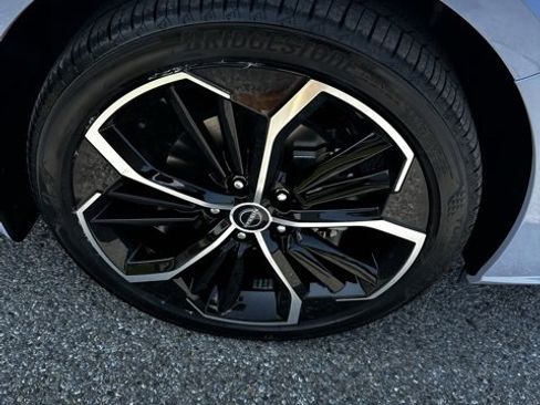 New 2025 Nissan Altima 2.5 SR w/ SR Premium Package image 13