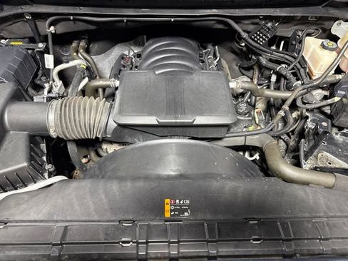 Used 2021 Chevrolet Silverado 2500 LT w/ Convenience Package image 32