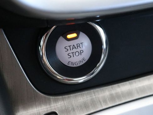 Used 2018 Nissan Murano SL image 52