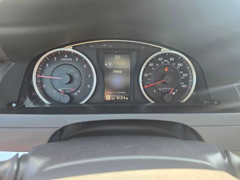Used 2016 Toyota Camry SE FWD image 24