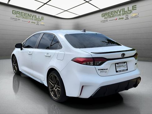 Used 2024 Toyota Corolla Sedan w/ SE Convenience Package FWD image 3