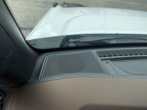 Used 2023 Ford Bronco Outer Banks image 15