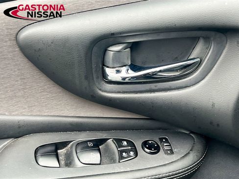 Used 2023 Nissan Murano SV image 22