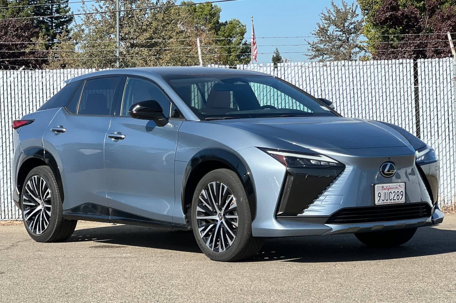 Used 2023 Lexus RZ 450e Premium w/ Cold Area Package AWD/4WD image 7