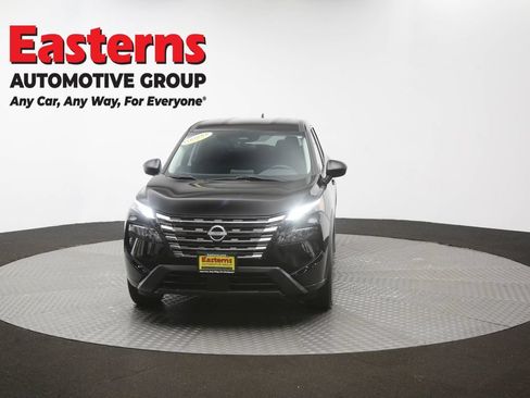 Used 2024 Nissan Rogue S AWD/4WD image 53