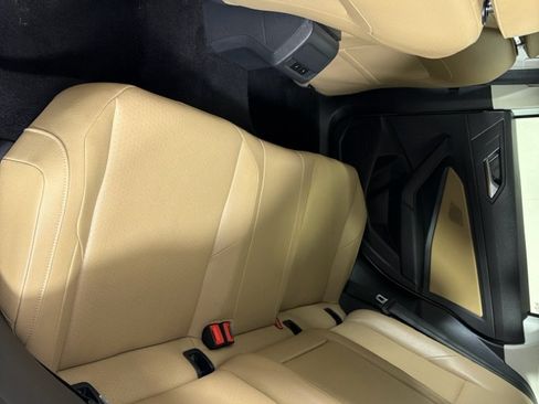 Used 2019 Volkswagen Jetta SE w/ Cold Weather Package FWD image 18