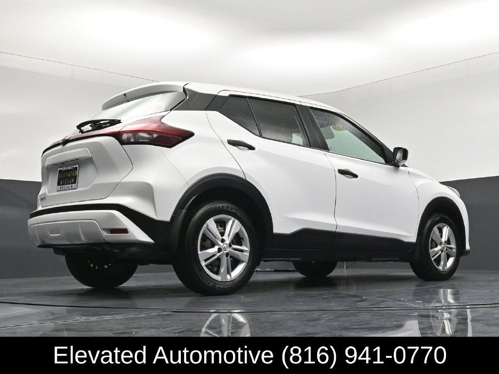 Used 2023 Nissan Kicks S FWD image 27
