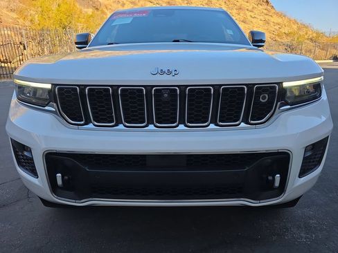 Used 2022 Jeep Grand Cherokee Overland w/ Adv Protech Group III RWD image 32