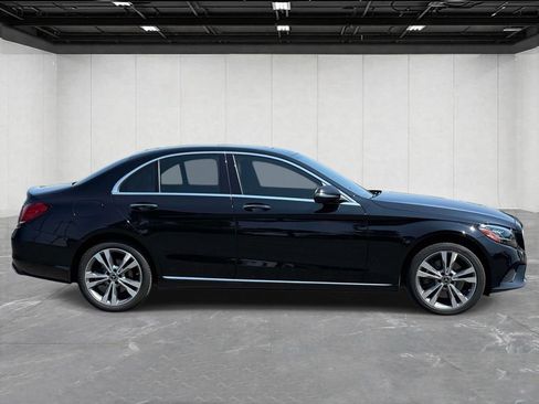 Used 2021 Mercedes-Benz C 300 4MATIC Sedan image 4