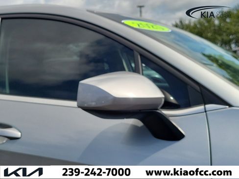 Certified 2025 Kia Sportage LX FWD image 8