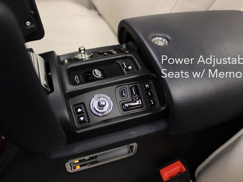 Used 2009 Rolls-Royce Phantom Drophead Coupe RWD image 18