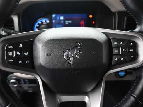 Used 2023 Ford Bronco Wildtrak AWD/4WD image 12