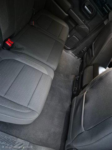 Used 2020 Chevrolet Silverado 1500 LT w/ Bed Protection Package RWD image 18