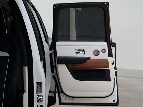 Certified 2026 Rolls-Royce Cullinan AWD/4WD image 7